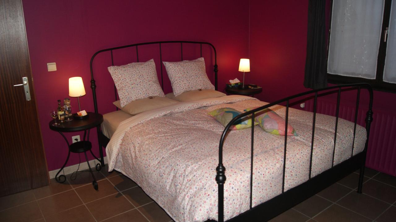 Fleurs-Sauvages Bed & Breakfast Hebronval Стая снимка